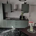 Host House * بورديغيرا