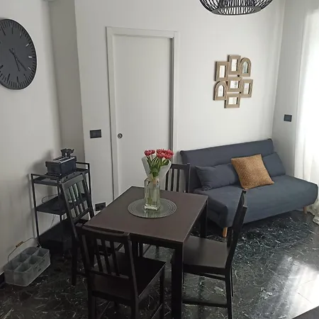 Host House * Bordighera